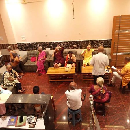 Kaka Guest House Ayodhya Ngoại thất bức ảnh
